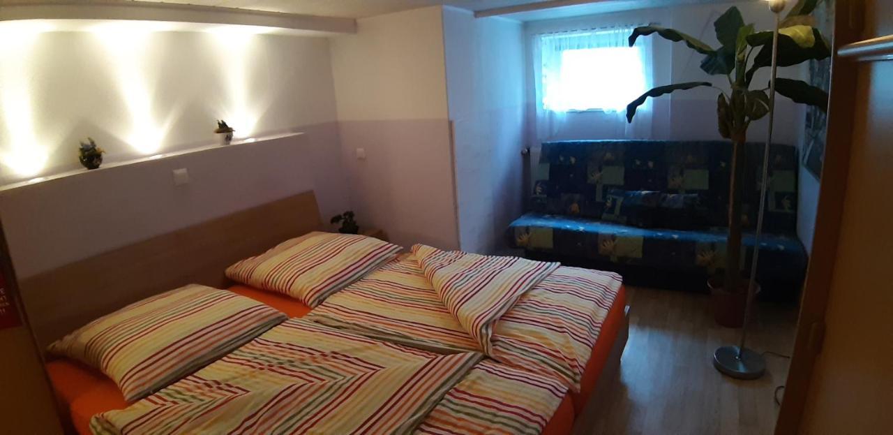 Ferienwohnung Spandau Берлин Екстериор снимка