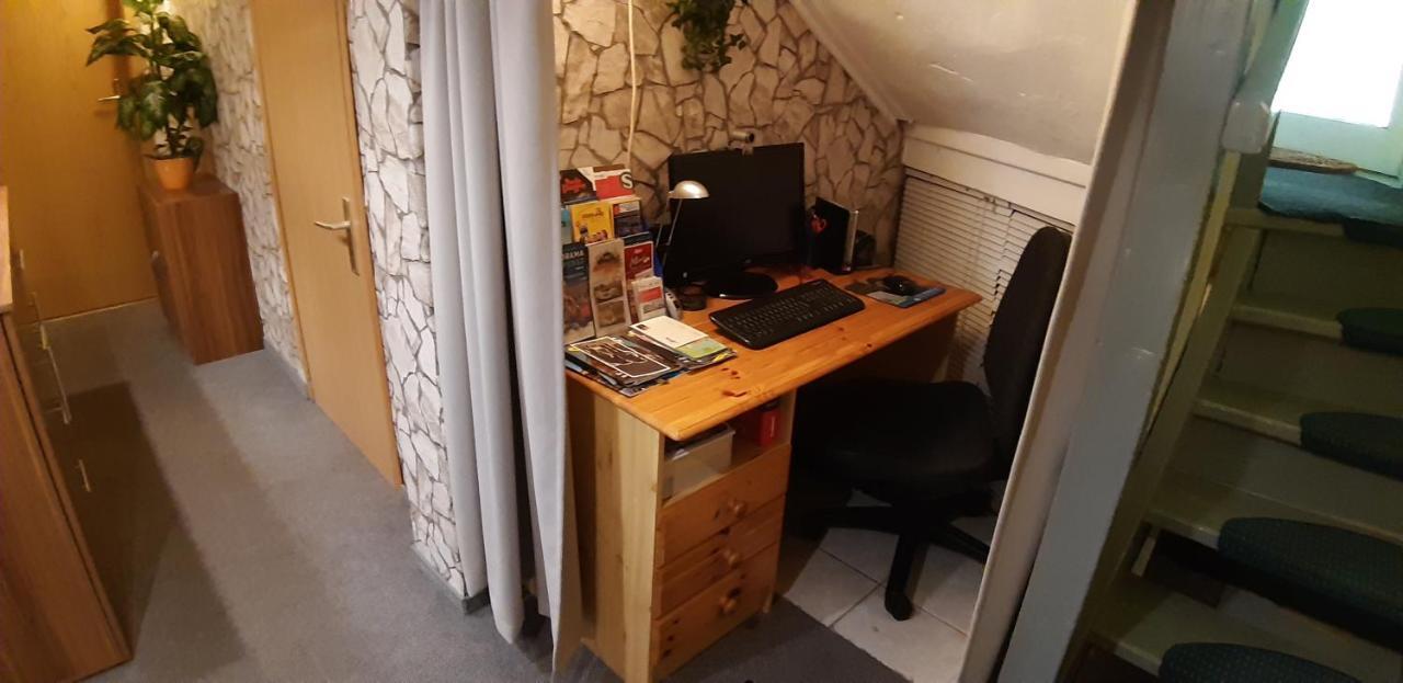 Ferienwohnung Spandau Берлин Екстериор снимка